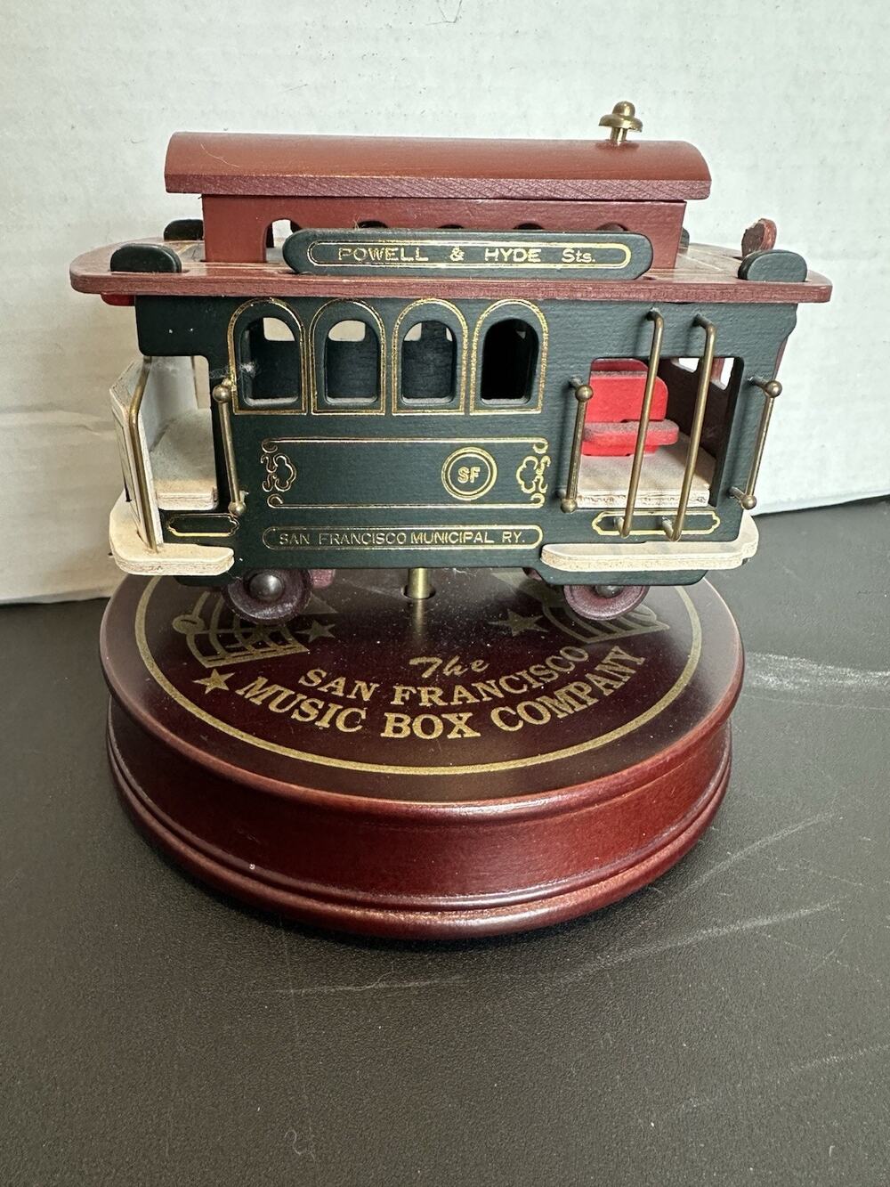 San Francisco Music Box Powell Hyde Cable Car Revolving Wind Up Vintage